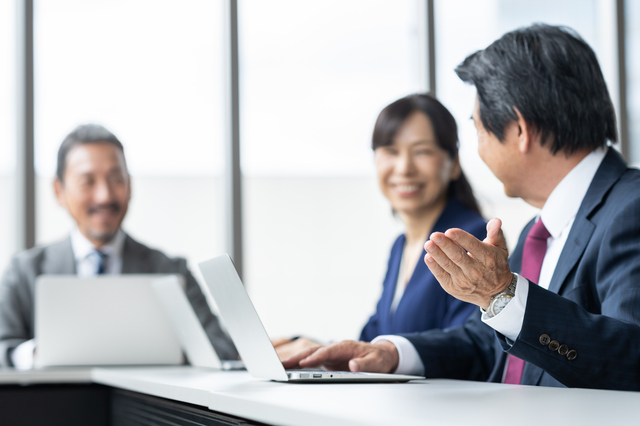 Webデザイン・AX・社外CTOに関するミーティングの様子